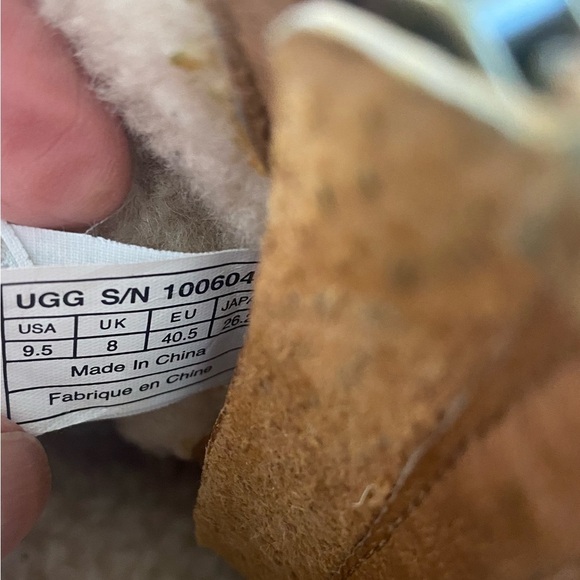 UGG Women’s Chaney Chestnut Suede Moto Boots Inside Zipper Shearling Size 9.5 - Picture 5 of 5